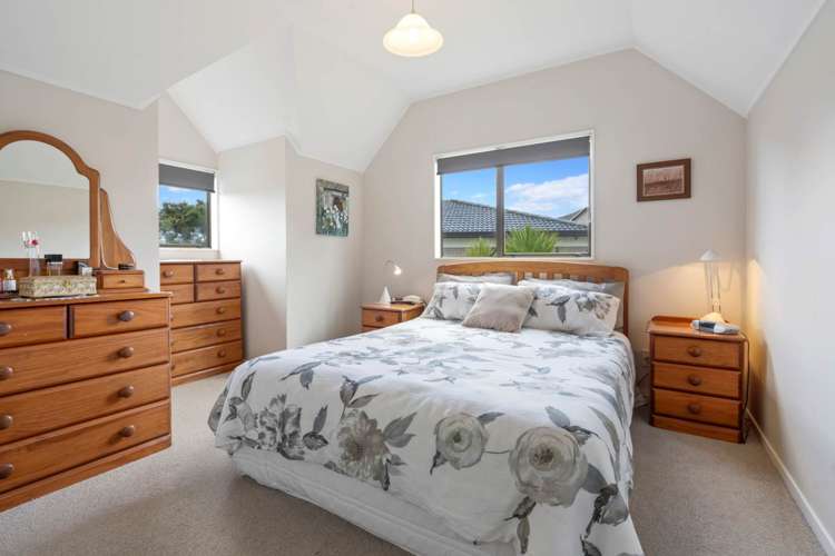 11 Ngarahana Avenue Paremoremo_16