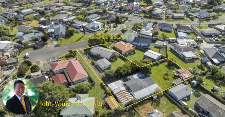 10 & 12 Humphreys Place Mangere_0