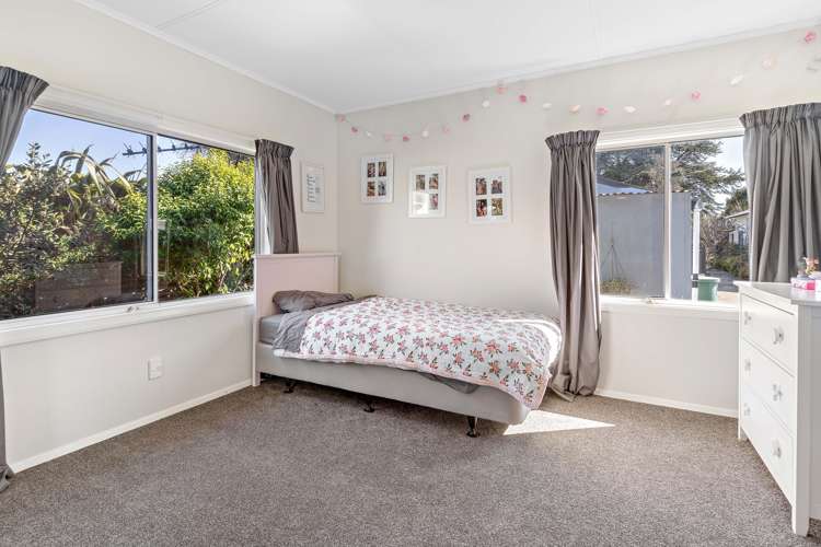 25 Surrey Street Solway_14