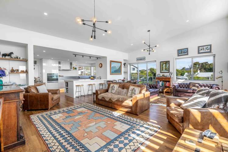 9 Violet Street Riverton_6