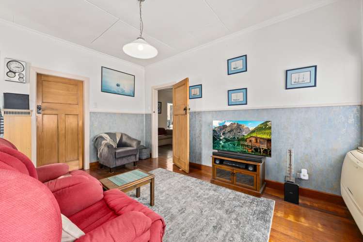 7 Broadway Picton_16