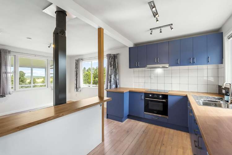 76 Burne Road Waitoki_10