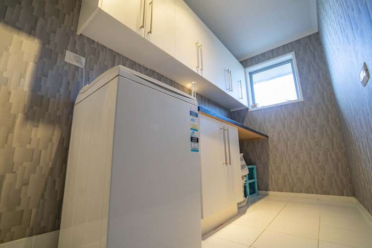 67 Hoffman Court Waikiwi_14