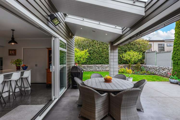 12 Coprosma Crescent Waipahihi_8