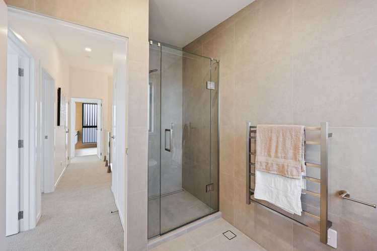 75e Glenmore Road Sunnyhills_25
