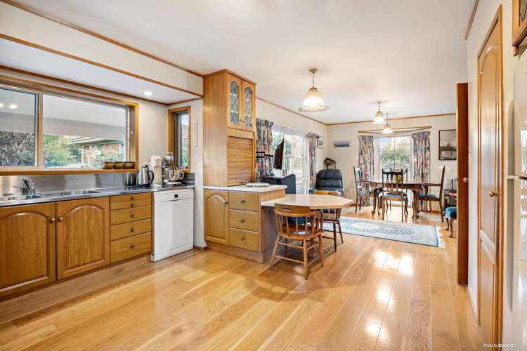 2/3 Moana Avenue Belmont_5