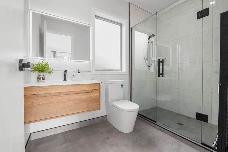 47 Trewern Avenue Chartwell_12