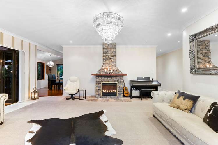 5 Ridgemount Rise Mangere Bridge_5