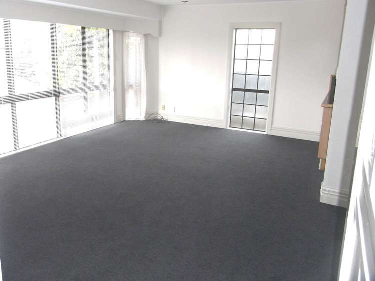 6 Windermere Crescent Blockhouse Bay_4