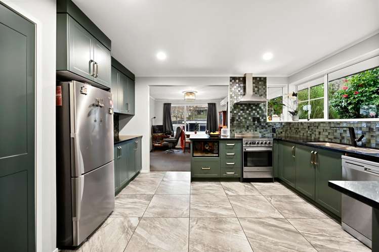 4 Epsom Place Chartwell_10