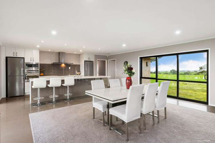 184 Grahams Beach Road Awhitu_8