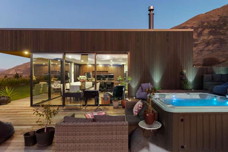 2 Alpine Avenue Dalefield/Wakatipu Basin_2