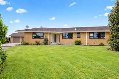 1087 Hetherington Road_1