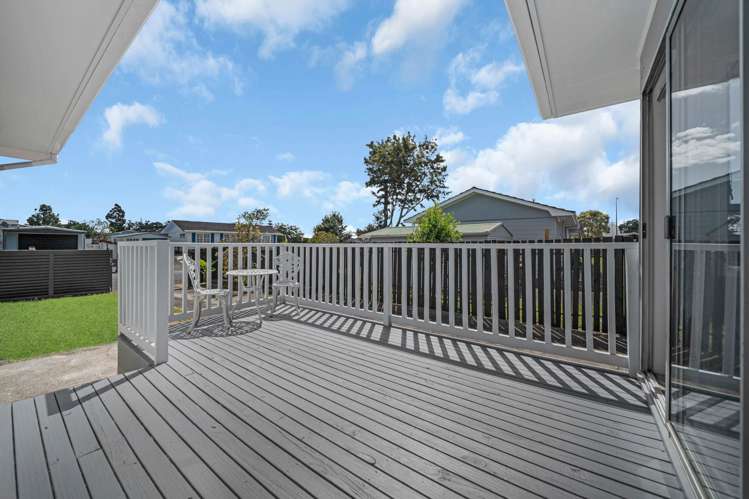 27 Sandrine Avenue Clover Park_9