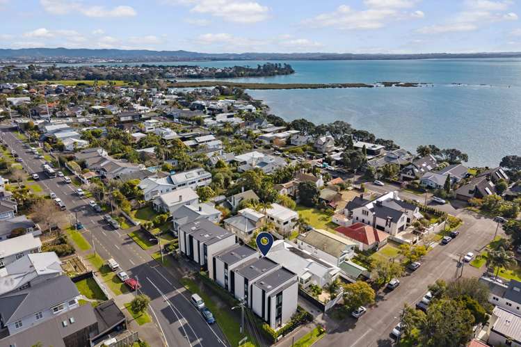 2B Kotare Avenue Westmere_17