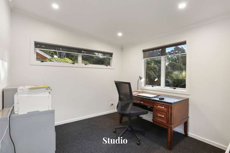 87 Scenic Drive Titirangi_24