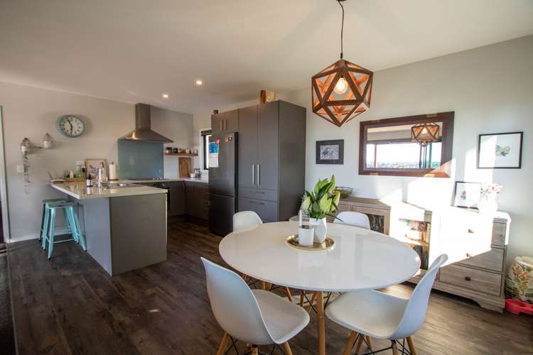 10 Little Paddock Hokitika_10