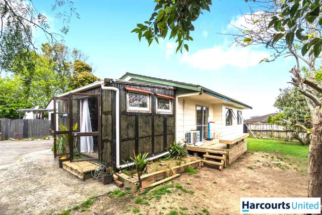 1/20 Burundi Avenue Clendon_1