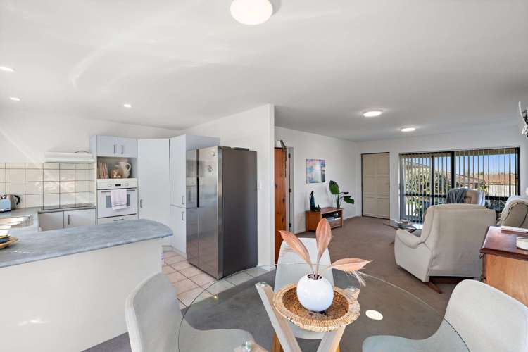 9/197 Royal Road Massey_9