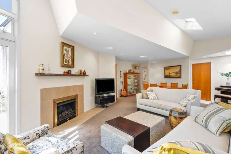 8b Queen Mary Avenue Epsom_12