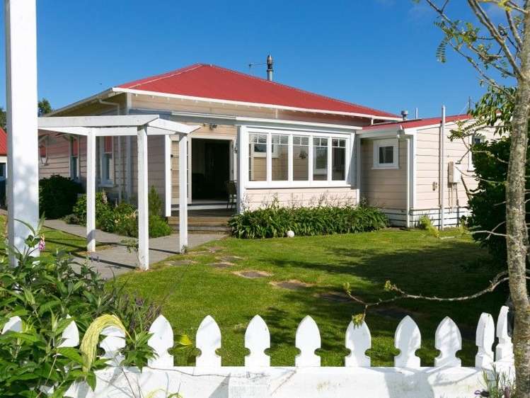 1245 Upland Road Egmont Village_16