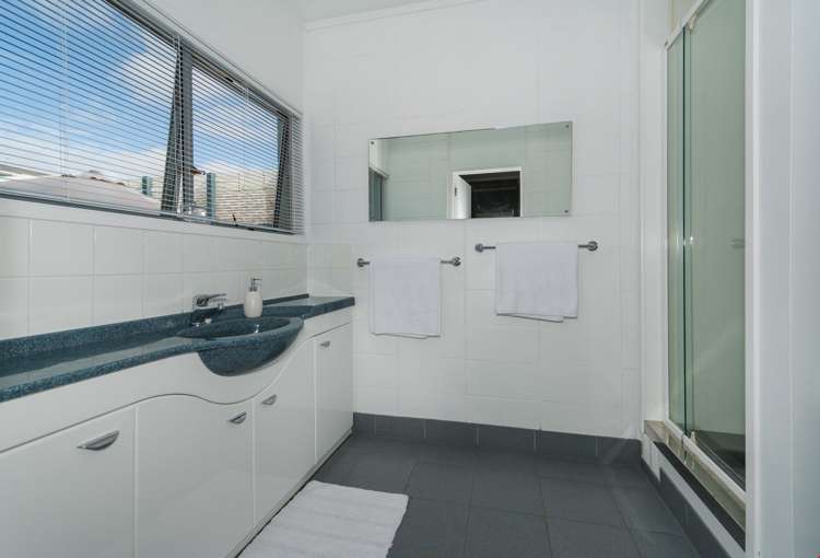 4 Mannering Place Hillcrest_11
