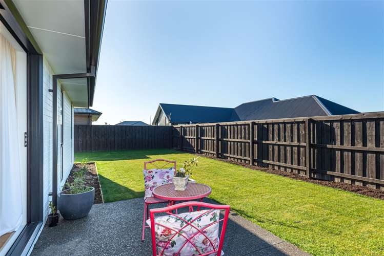9 Angus Place Rangiora_16