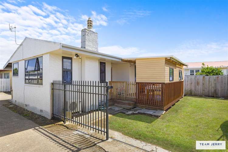 1/8 Cornwall Road Mangere_1