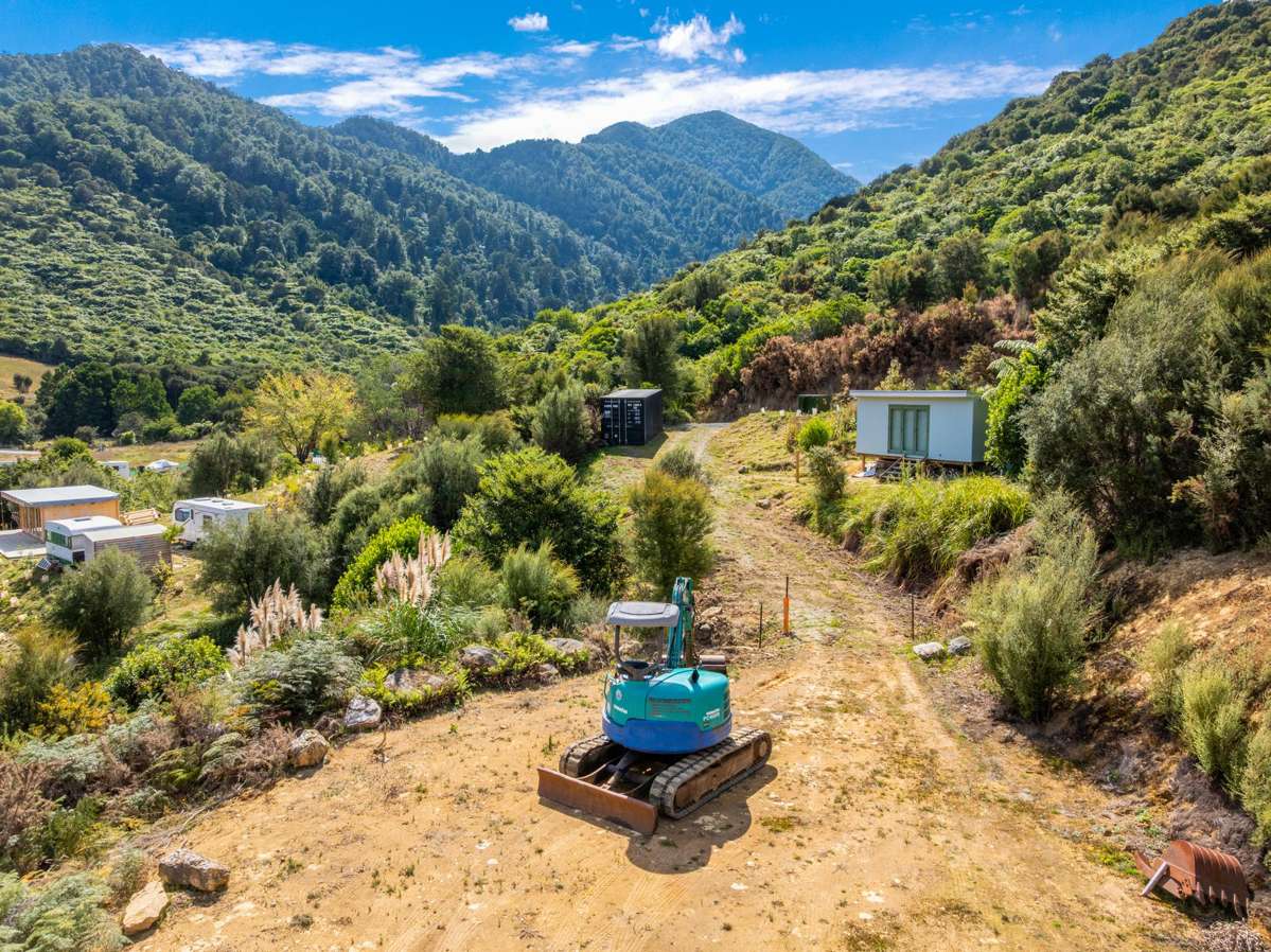 2568 Kaiuma Bay Road_2