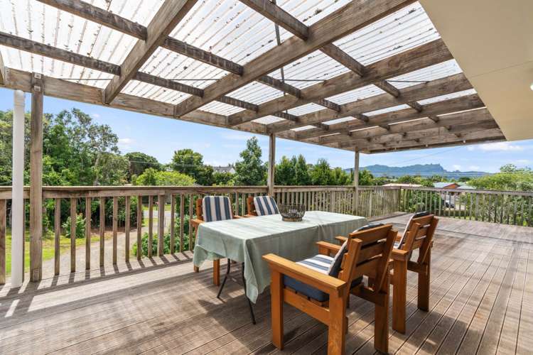 28 Pyle Road West One Tree Point_14