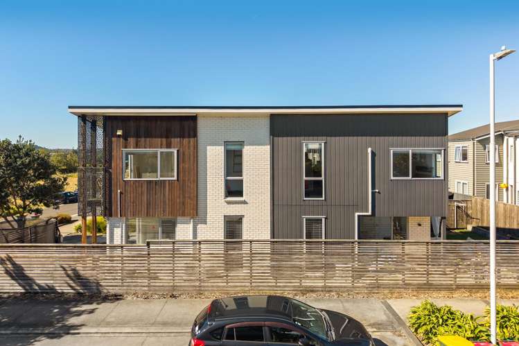 91 Glidepath Road Hobsonville_16