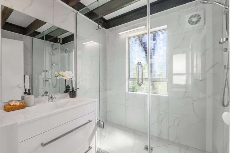 8/7 Balmain Road Birkenhead_16