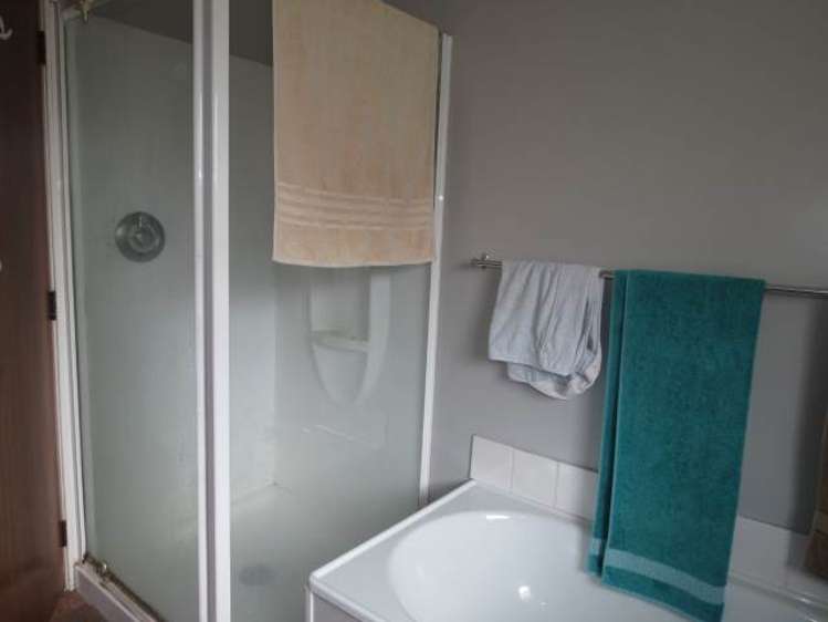 72 Elliot Street Pahurehure_12