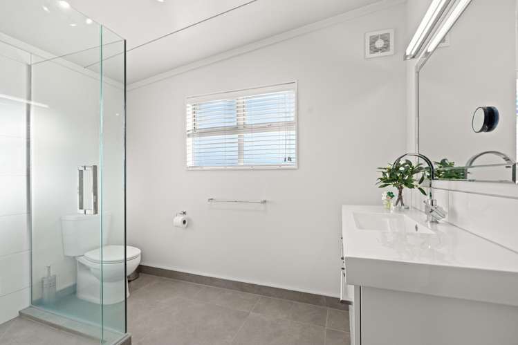 24 William Donald Drive Solway_11