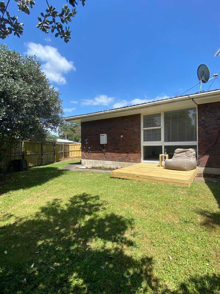 2/21 Alcock Street Mt Wellington_11