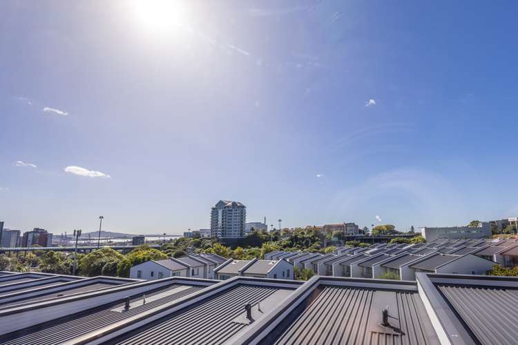 26/1 Glenside Crescent Eden Terrace_22