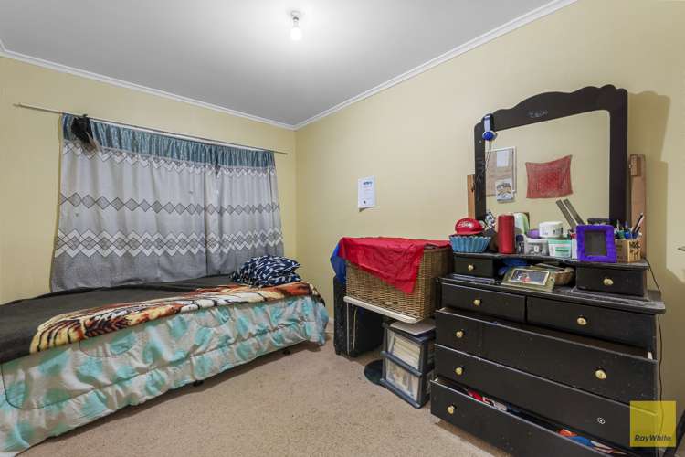 16 Garus Avenue Mangere East_11