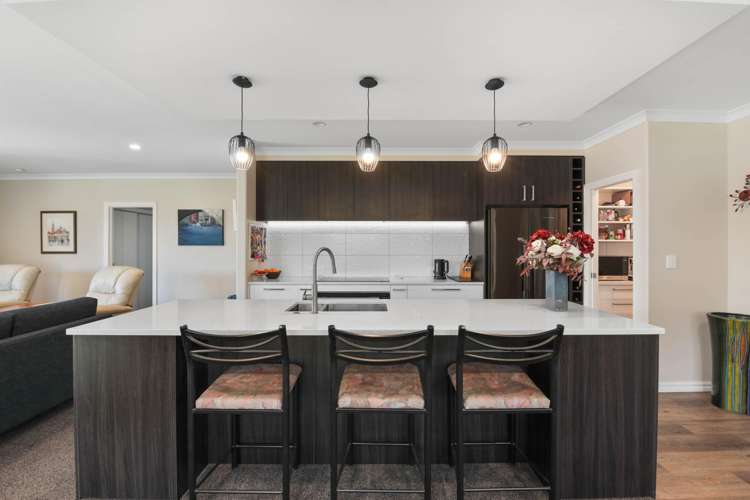13 Easthaven Place Redwoodtown_1