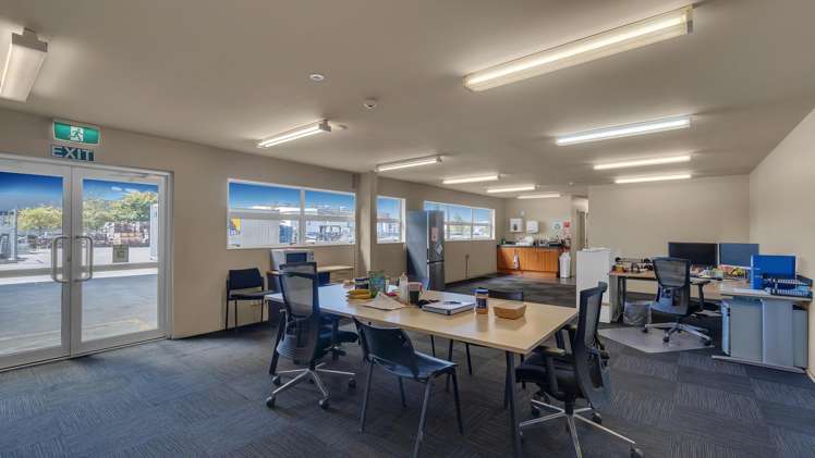 15 Connaught Drive Islington_4