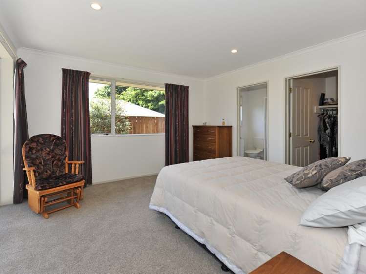 82 Fergusson Street Stoke_9