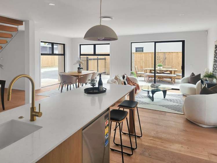 C/8 Maire Street 1378_5