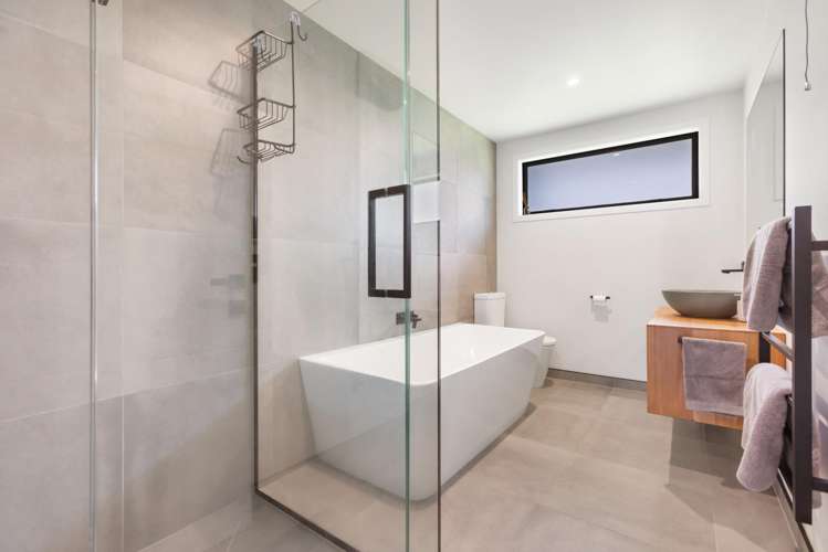 3 Pepperwood Green Albert Town_18