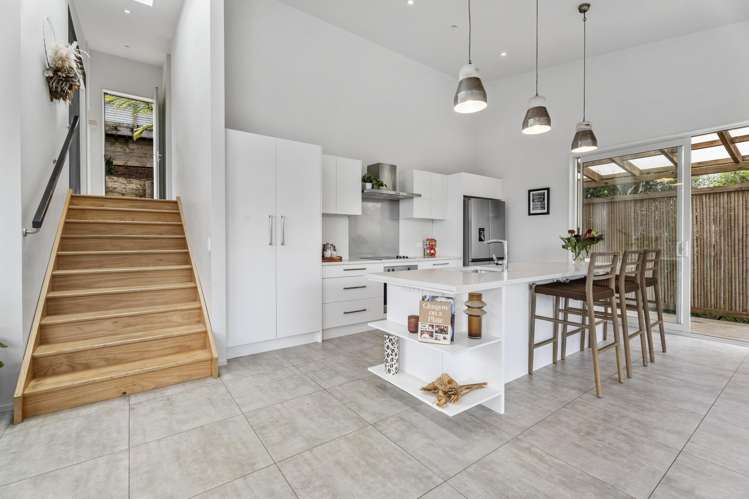 16 George Street Surfdale_16