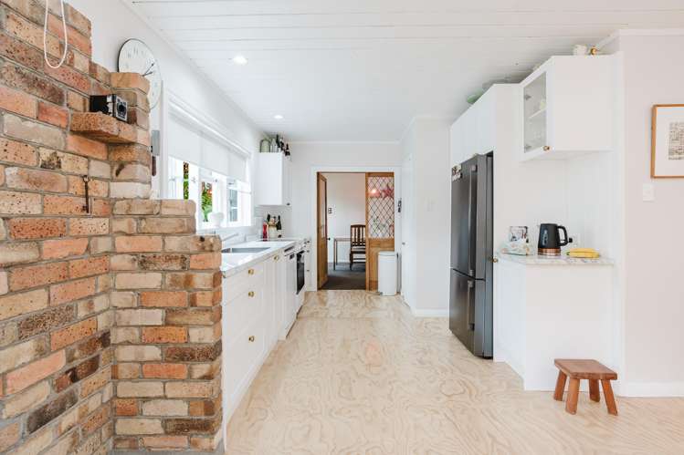 536 Grey Street Hamilton East_13