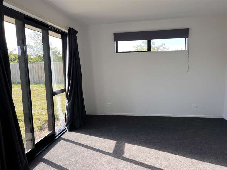 89 Northmoor Boulevard Rolleston_12