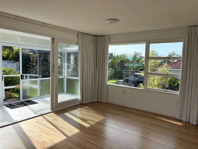 4/240 Hurstmere Road Takapuna_2