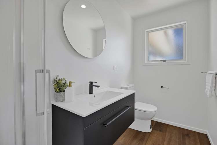 84A Strange Street Waitara_15