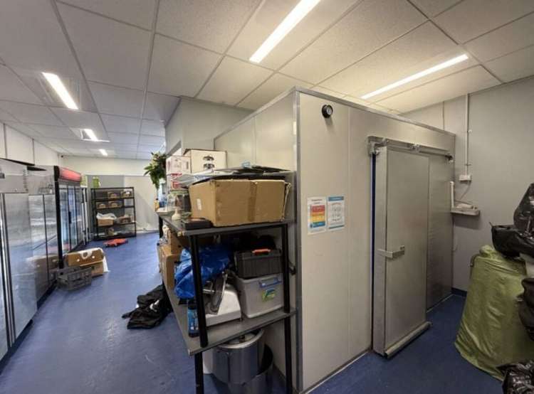 Retail 2/124 Henderson Valley Road Waitakere_4