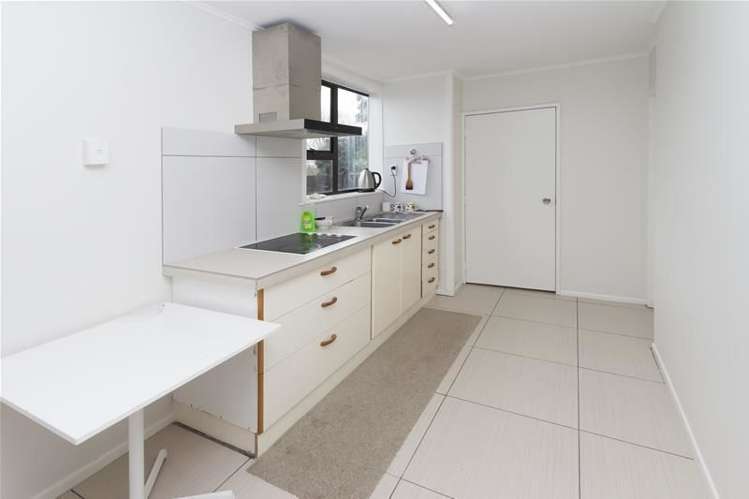 19a Frost Road Mount Roskill_14