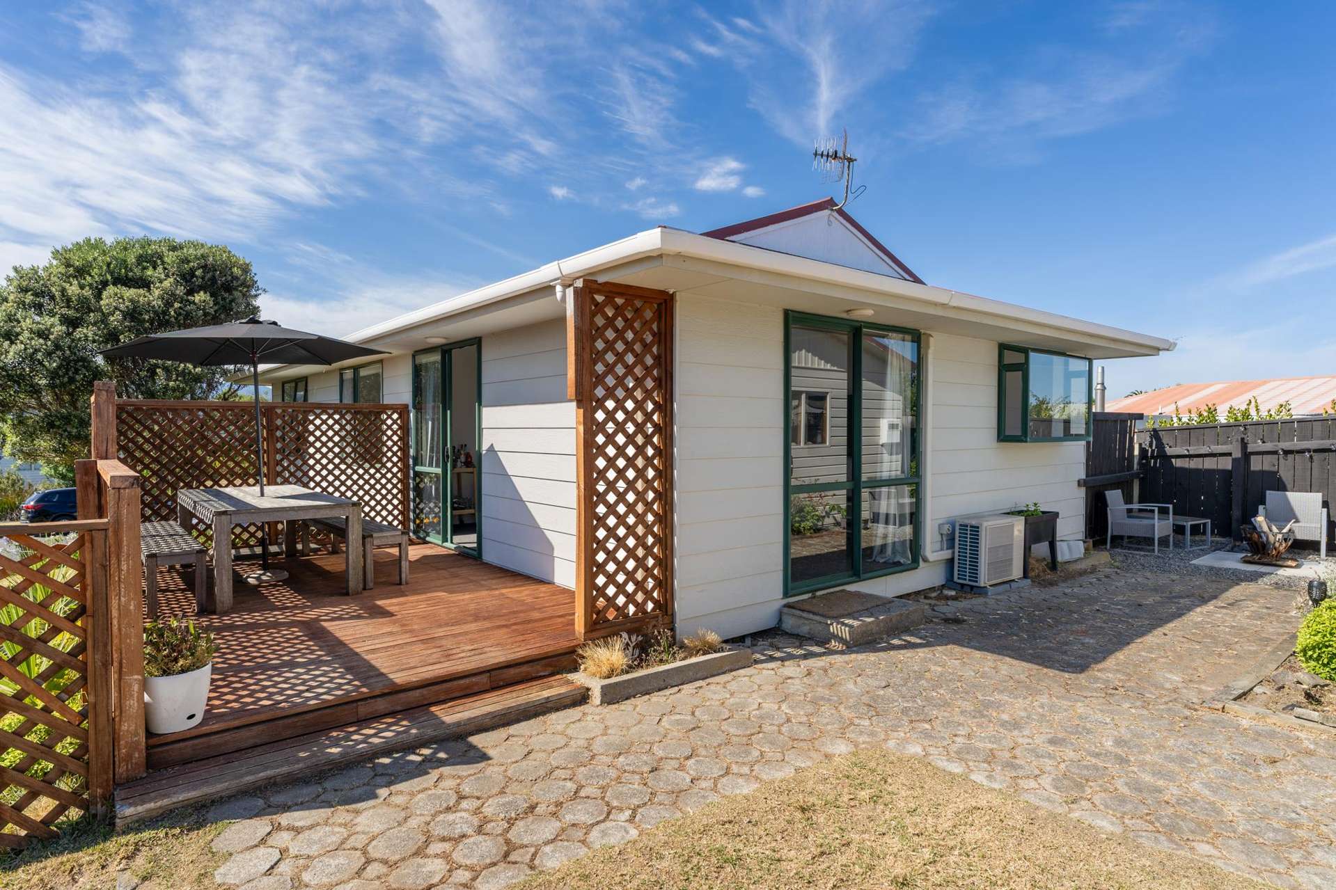 31 Rutherford Drive Waikanae Beach_0